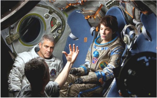 gravity-picture-george-clooney-sandra-bullock-gravity