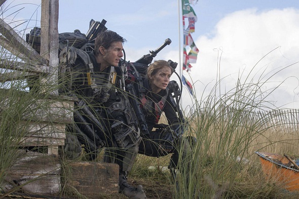 Edge-of-Tomorrow-2014-English-Movie-Plot-Review-611
